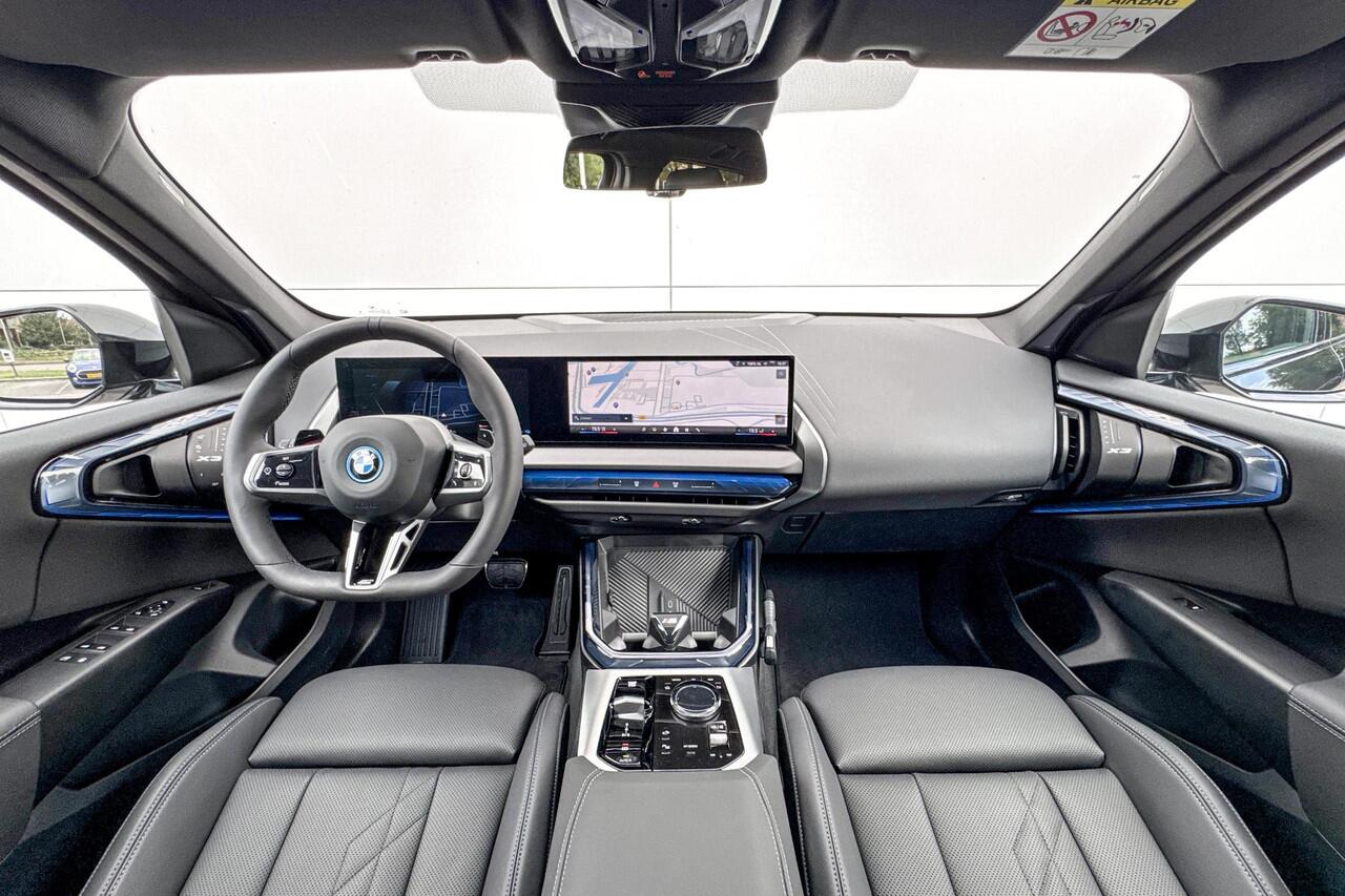 BMW X3 30e xDrive | Selections