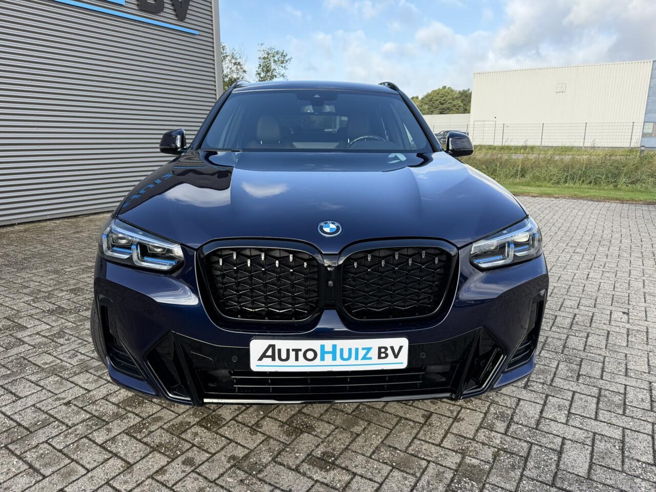 BMW X3 xDrive30e High Executive M Sport Laser Licht Head-Up Display DAB 360 Graden Camera Live cockpit pro Keyless Entry Carplay 96% SOH