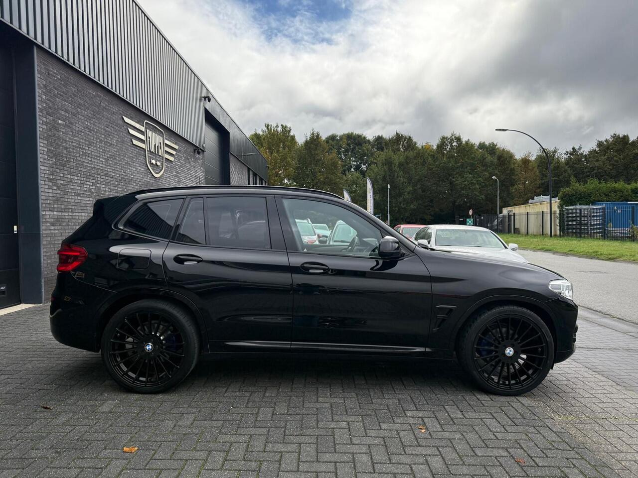 BMW X3 sDrive20i Launch Edition High Executive | 2E EIGENAAR | 12MND GARANTIE | PANODAK | DAB | LEDER | LED | CAMERA | NAVI | LMV |