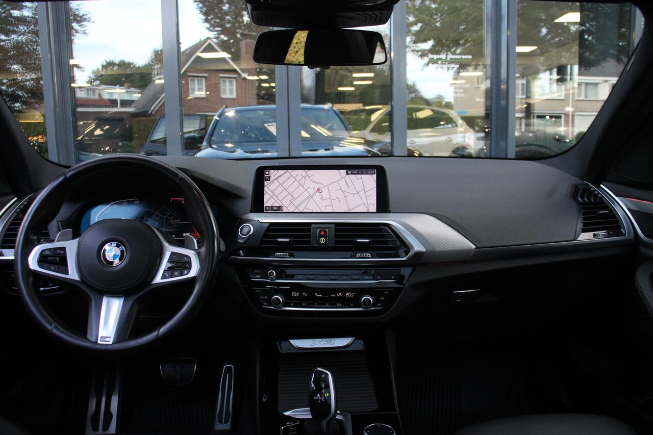 BMW X3 xDrive20i Business Edition Plus M-Sportpakket Shadowline/Headup/Keyless/Panoramadak/20inch