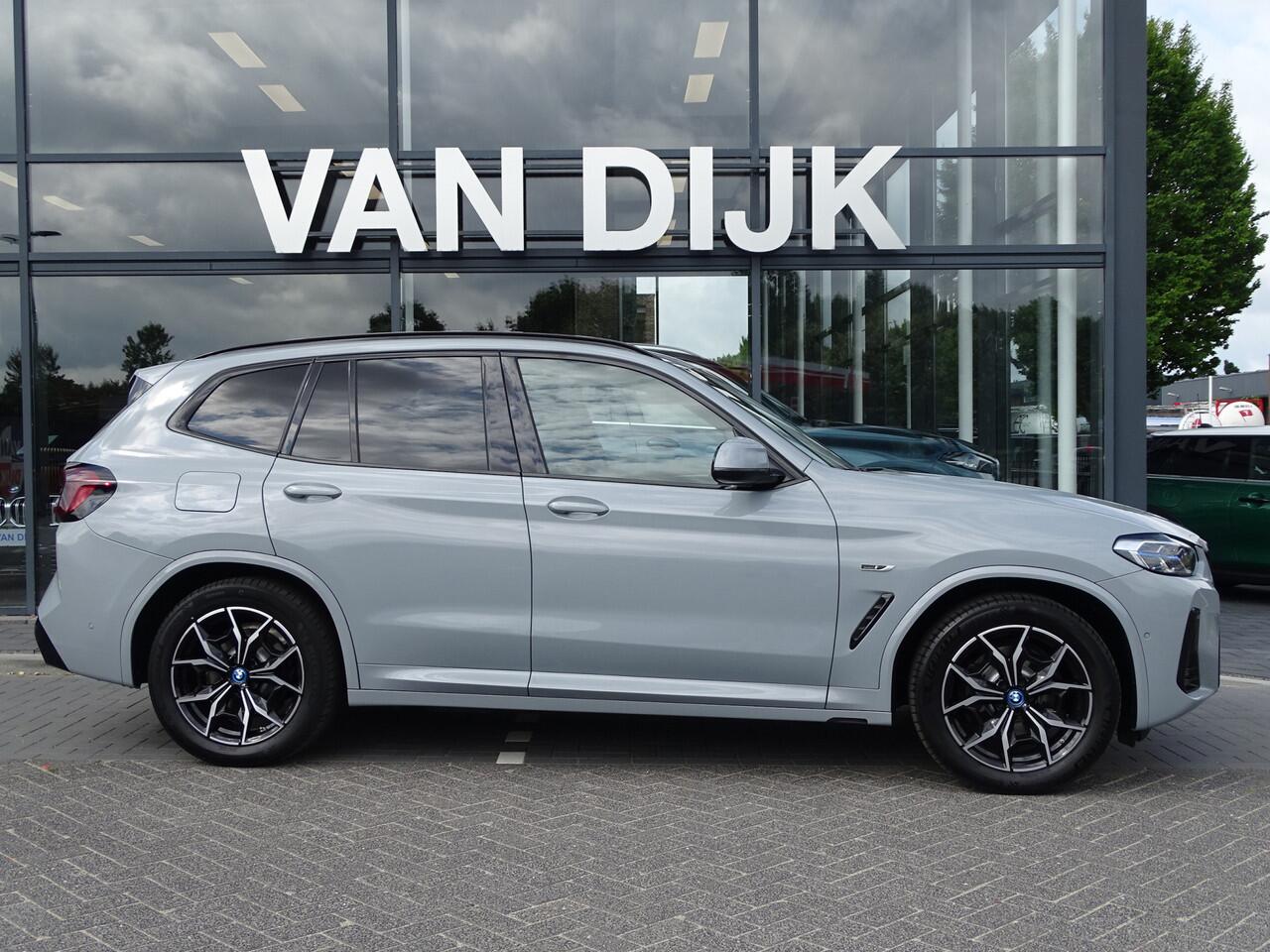 BMW X3 xDrive30e M Sportpakket Elek.Trekhaak Driv.Ass. Laserlicht Head-up HiFi Leder Cockpit.Pro 19" LM Velgen
