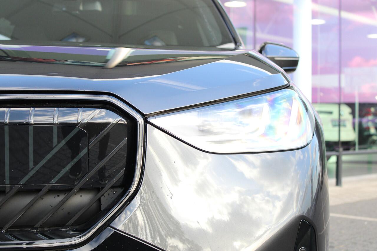 BMW X3 30e xDrive M Sport Automaat / Panoramadak / Trekhaak / Adaptieve LED / Stoelventilatie / Comfort Access / Parking Assistant Plus / Stuurverwarming