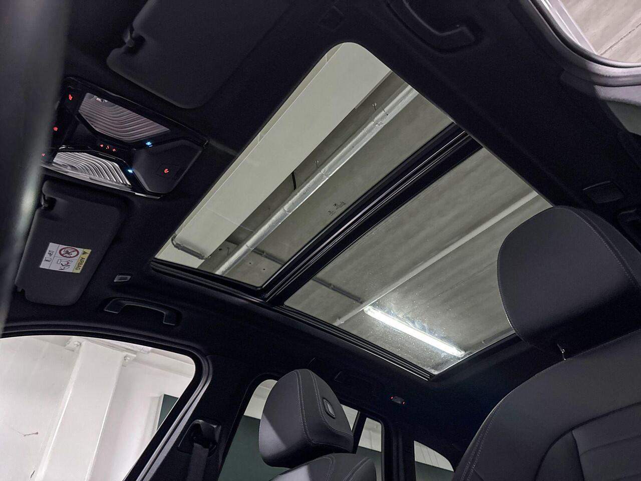 BMW X3 iX3 Executive 80 kWh | Stoelverwarming | Pano | Achteruitrij Camera