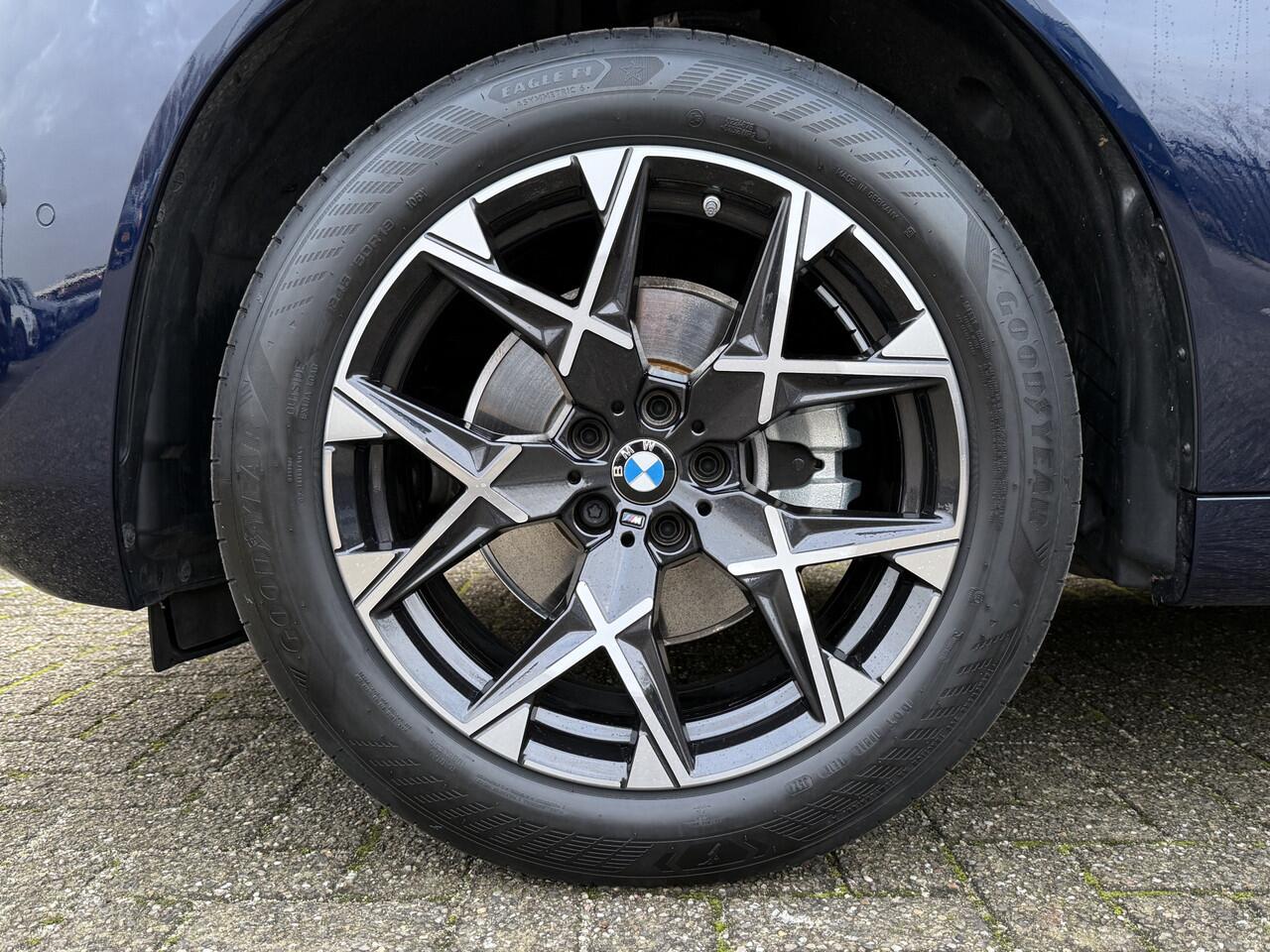 BMW X3 30e xDrive | M-Sport | Panorama | Harman/kardon | Trekhaak | Co Pilot | Stuur + stoelverw.