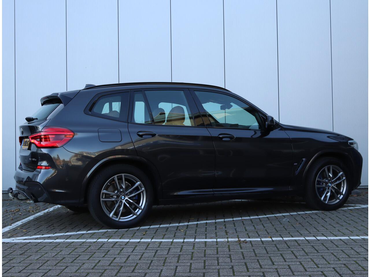 BMW X3 xDrive30e M-Sport | Pano | Trekhaak | Leder | Head-up | Org. NL