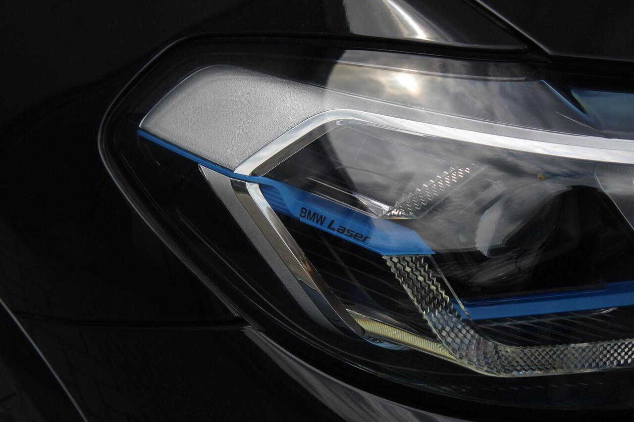 BMW X3 xDrive30e M Sport | Pano | Trekhaak | Camera | High Executive