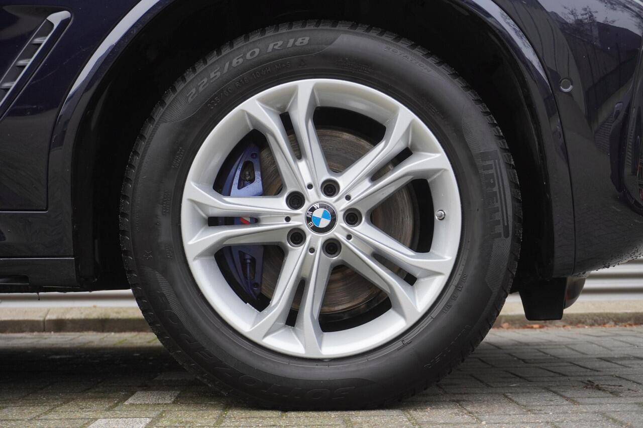 BMW X3 xDrive30e M Sportpakket | High Executive | Glazen panoramadak | HiFi System | BMW Laserlight