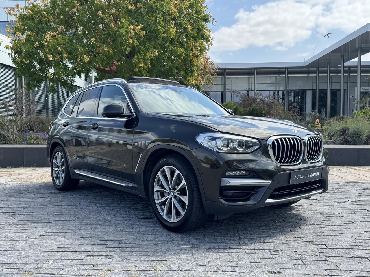 BMW X3 xDrive30i High Executive Edition