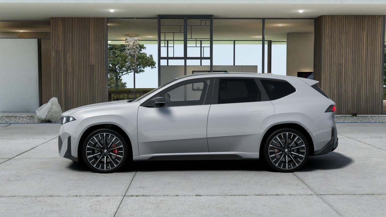 BMW X3 iX3 50 xDrive M Sport / Panoramadak / Trekhaak / M Sportstoelen / Parking Assistant Professional / Stuurverwarming / Head-Up