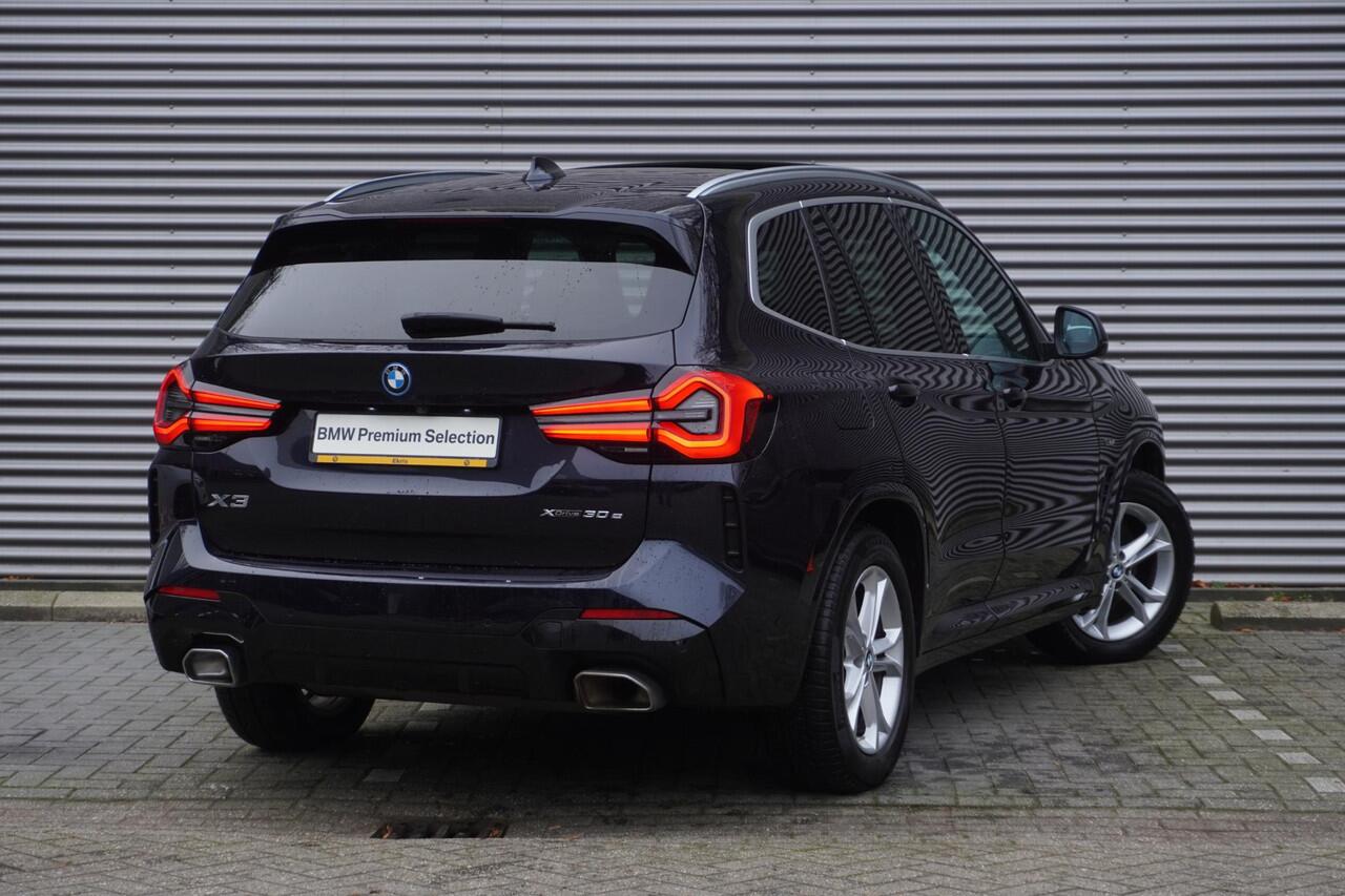 BMW X3 xDrive30e M Sportpakket | High Executive | Glazen panoramadak | HiFi System | BMW Laserlight