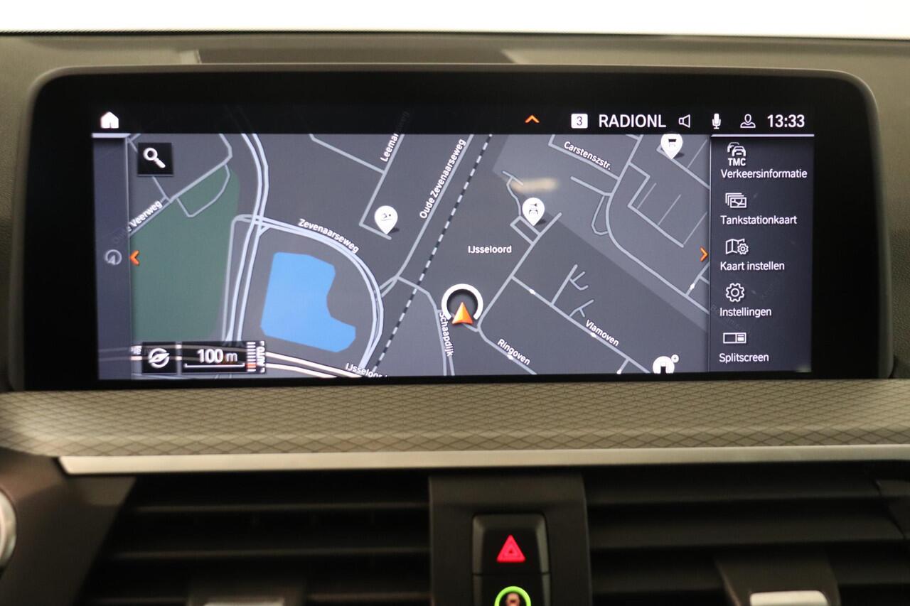 BMW X3 xDrive30i High Executive | M Sport pakket | Camera | Harman Kardon | 20" Lichtmetaal | Smartphone intergratie | Elektr. Achterklep |