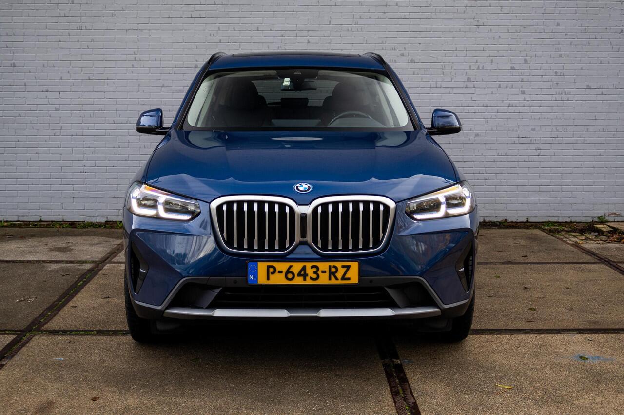 BMW X3 xDrive30e Pano|Laser|Leer|Sportstoelen|Stuurverw|Trekhaak