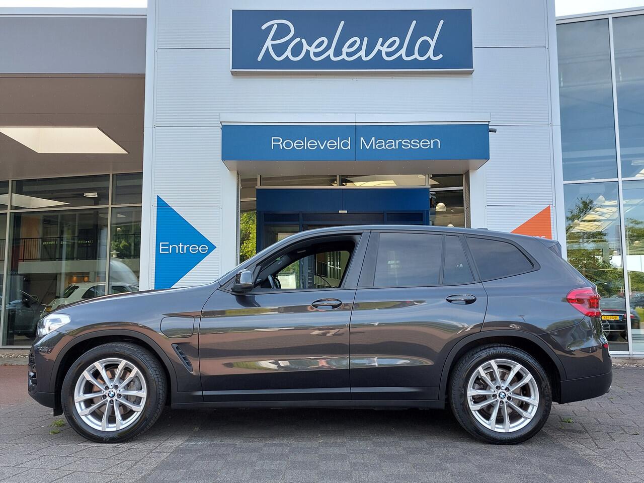 BMW X3 xDrive30e Executive | Plug-In Hybrid | Navi | Clima | Cruise | Led Koplampen | Sportstoel+Stoelverwarming | Licht+Regensensor | Pdc V+A | Privacy Glass | 19''lm