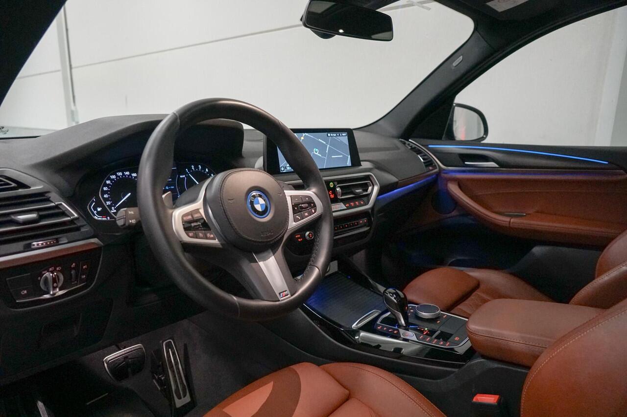BMW X3 xDrive30e M-Sport | Panoramadak | Head Up | Tartufo leder