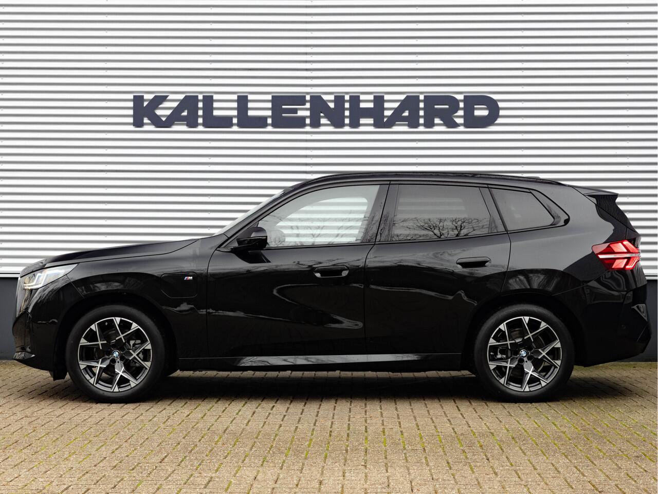 BMW X3 30e xDrive M-Sport - Trekhaak - ACC - 360° Camera - Harman Kardon