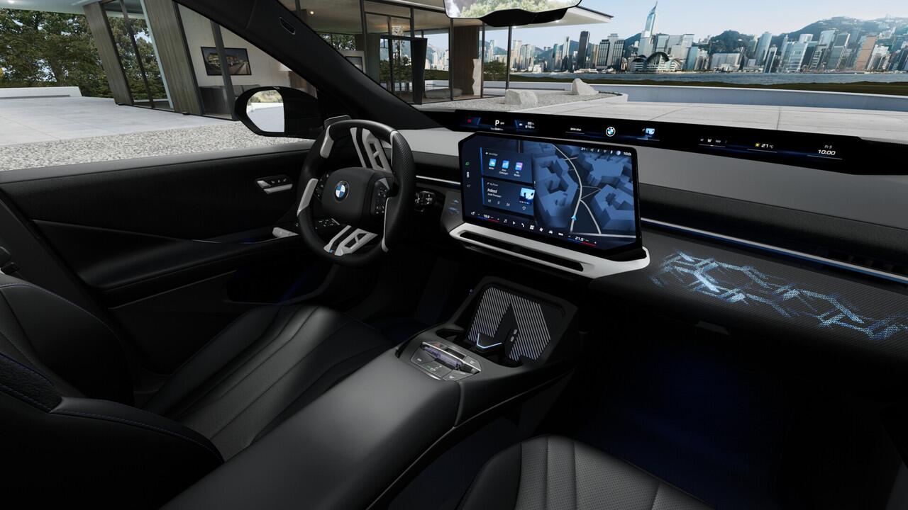 BMW X3 iX3 50 xDrive M Sport / Panoramadak / Multifunctionele Stoelen / Head-Up / Stoelverwarming