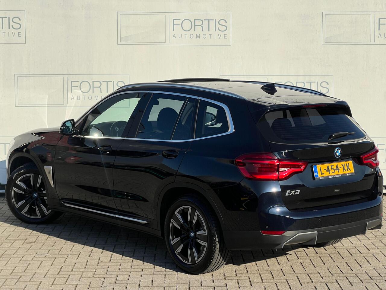 BMW X3 iX3 Executive 80 kWh NL AUTO | SOH 98% | DEALER ONDERH | LEDER | CAMERA | PANO