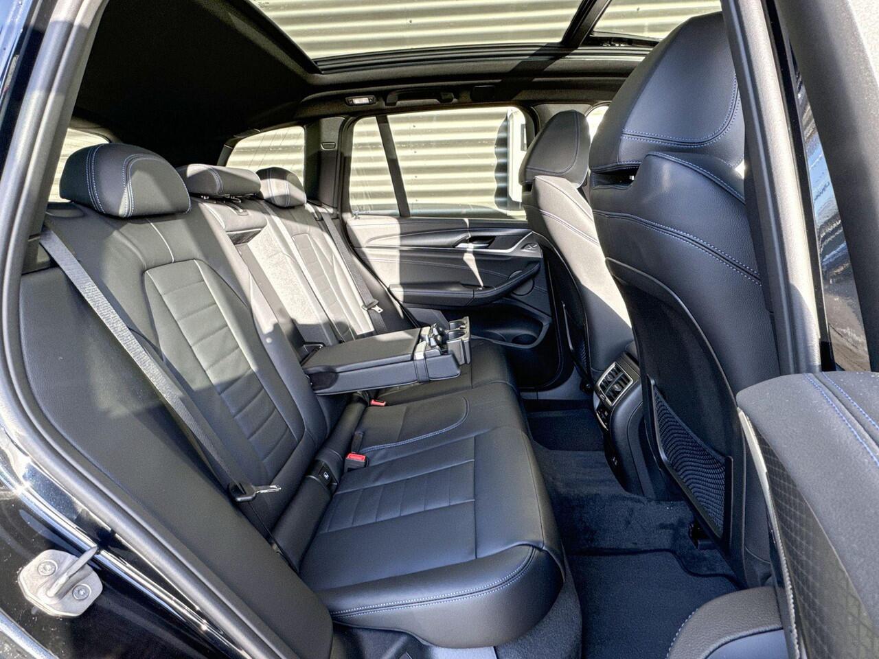 BMW X3 iX3 High Executive High Executive / Parking Pack / Safety Pack / Shadow Line Pack