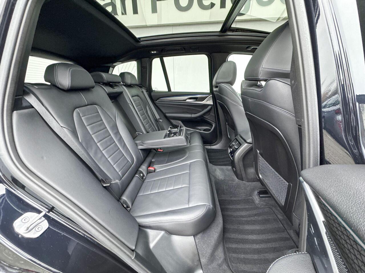 BMW X3 xDrive30e Panoramadak | M Sport | Trekhaak