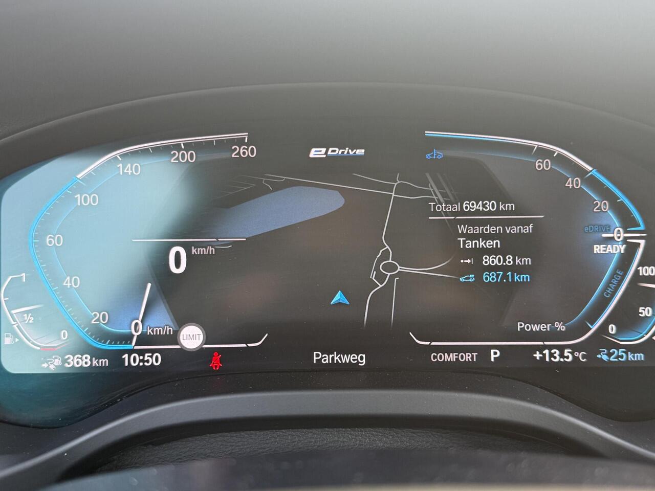 BMW X3 xDrive30e High Executive / X-Line / Head up / Keyless / Trekhaak / Sportstoelen