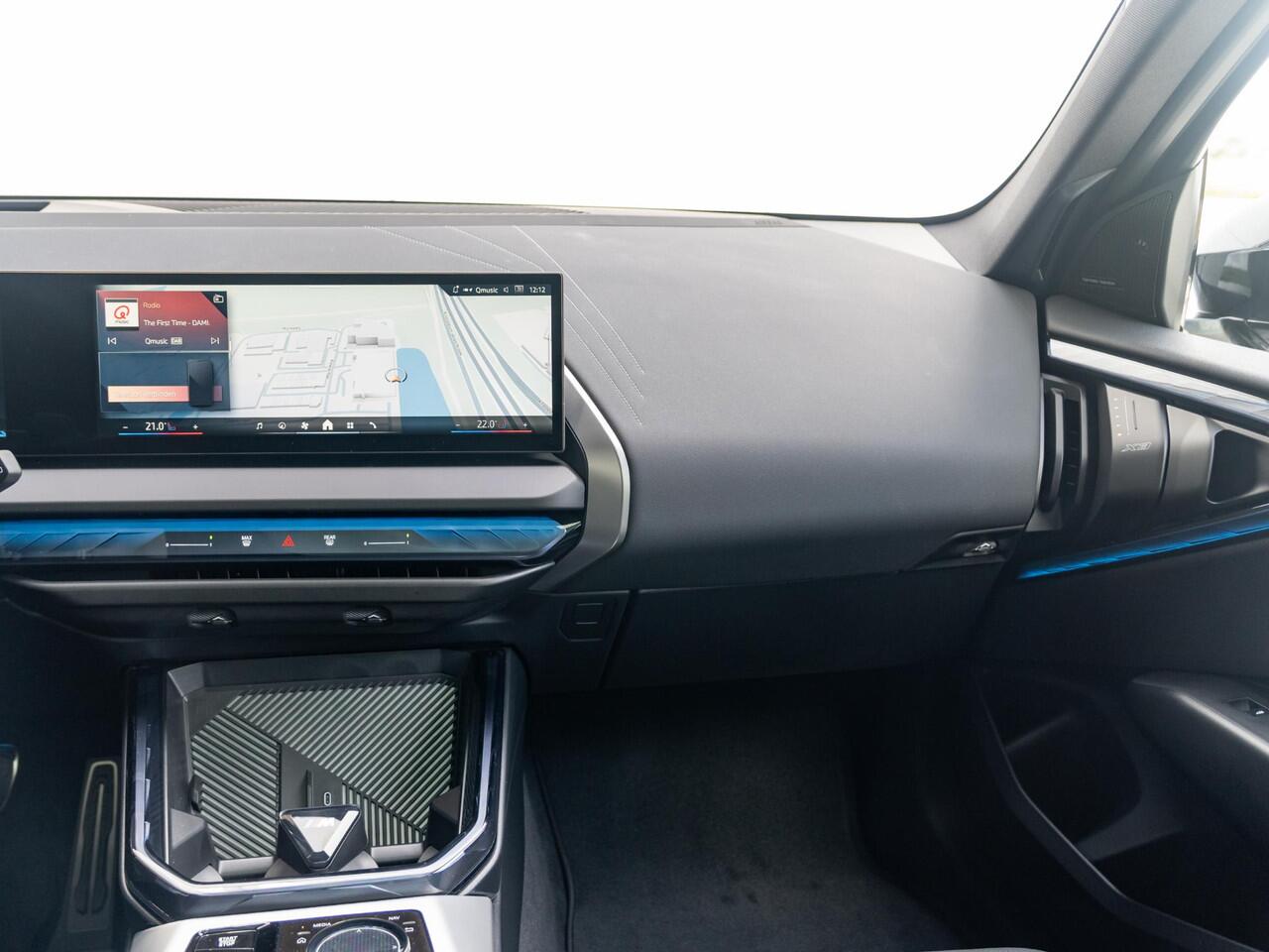 BMW X3 30e xDrive | M Sportpakket Pro | Comfort Pack | Comfort Access | Panoramadak | Stoelverwarming | Harman Kardon | 20''