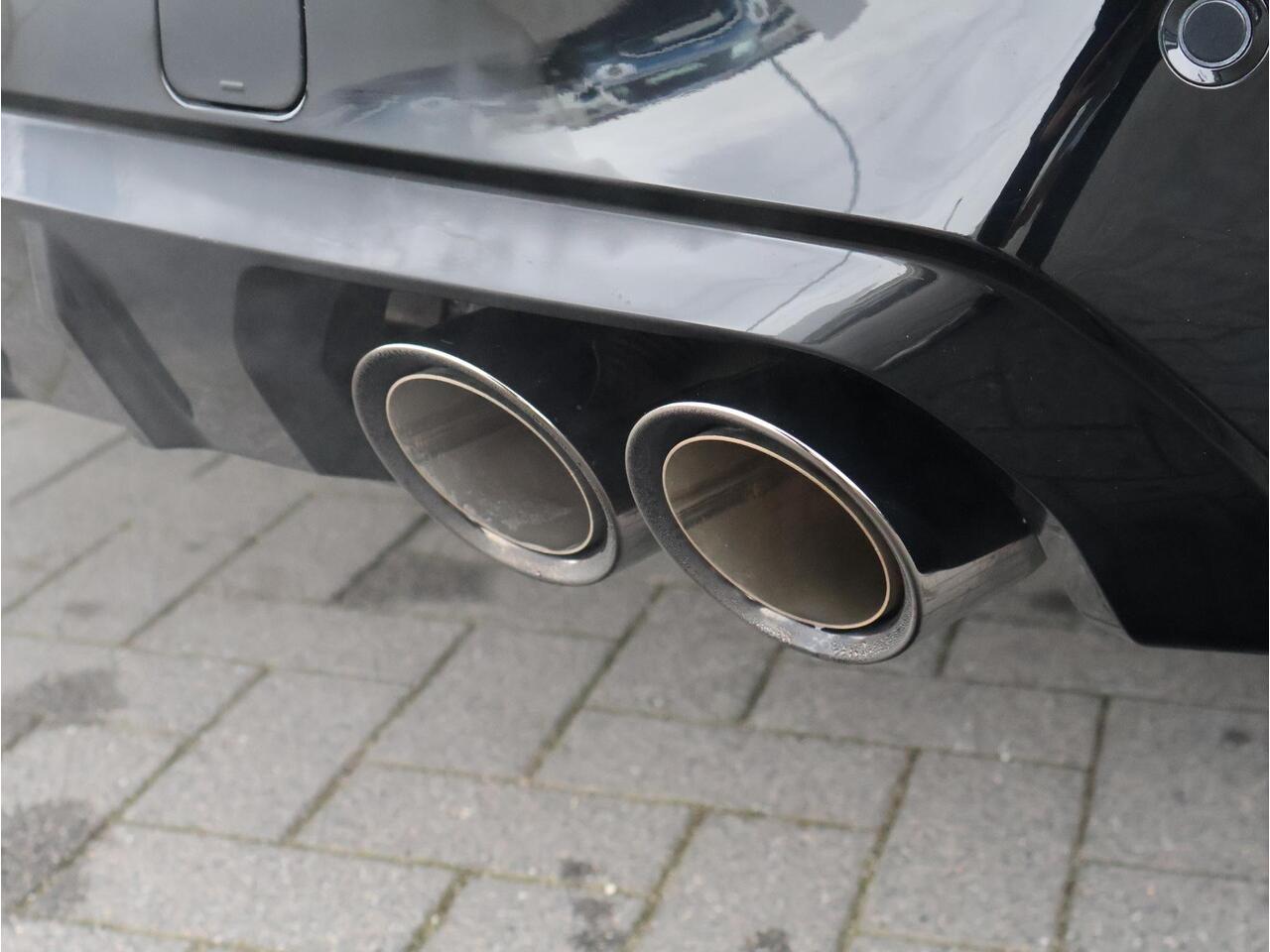 BMW X3 M50 M Sportpakket Pro/ Comfort Access/ Elektrische Trekhaak/ panoramadak/ Sportstoelen/ Stoelverwarming/ Harman-Kardon/ Driving Assistant Plus