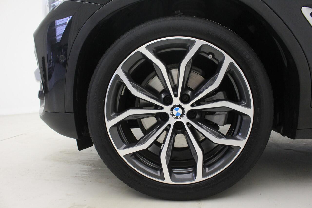 BMW X3 sDrive20i xLine | Head-Up | Panoramadak | High Executive |