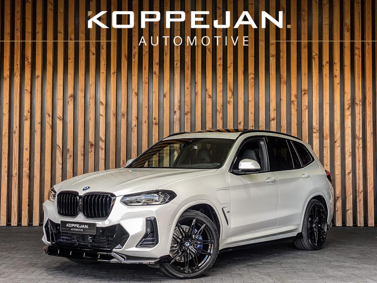 BMW X3 xDrive30e 292PK High Executive M-Sport | M-SPORT KUIPSTOELEN | HEAD-UP | PANO | HARMAN KARDON | SHADOWLINE |