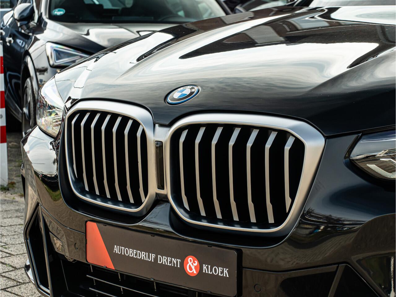 BMW X3 xDrive30e High Exe M-Sport PANO CAMERA SHADOW LINE 19 INCH STOELVERW LEDER