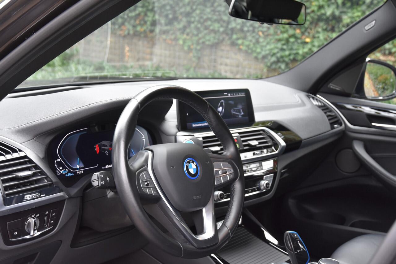 BMW X3 iX3 High Executive 80 kWh | SOH 96.3% | PANORAMA DAK | TREKHAAK