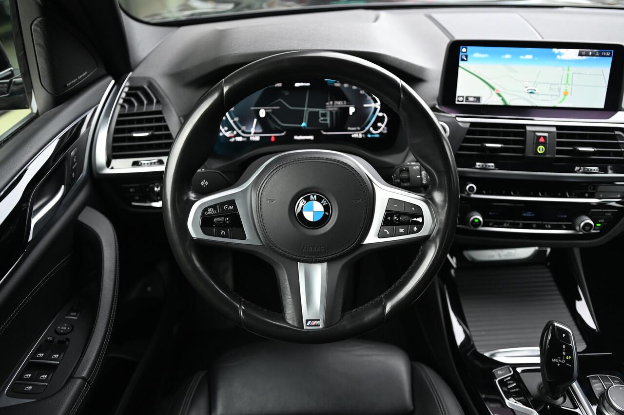 BMW X3 xDrive30e High Executive xLine Automaat / Trekhaak / Sportstoelen / Adaptieve LED / Achteruitrijcamera / Live Cockpit Professional / Stoelverwarming