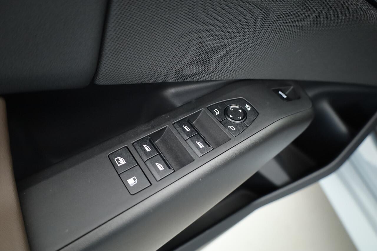 BMW X3 30e xDrive M Sport | Pano | HUD | Harman Kardon | Elek. Trekhaak | 360cam | Leder | 20''