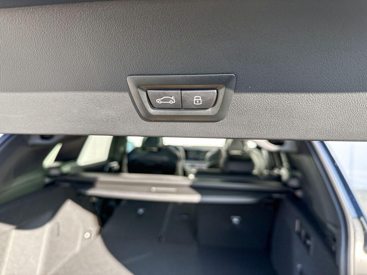 BMW X3 20 xDrive | Premium Pack | Panoramadak | Trekhaak