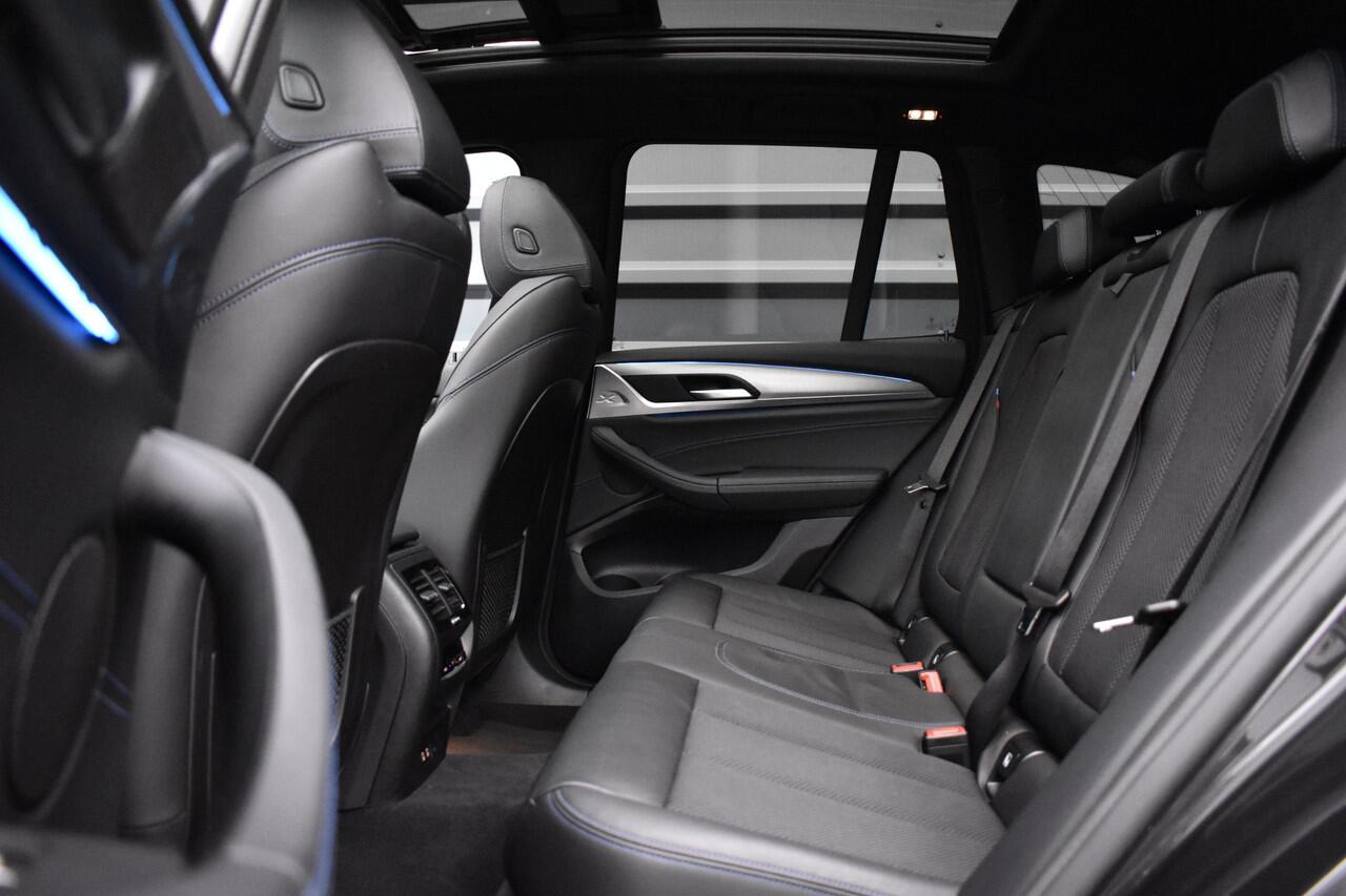 BMW X3 xDrive30e High Executive M Sport | Pano | Camera | Adaptief Onderstel | CarPlay | Adaptive LED | Donker Getint Glas |
