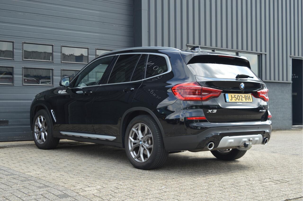 BMW X3 xDrive20i High Executive Edition | PANO | TREKHAAK | CAMERA |
