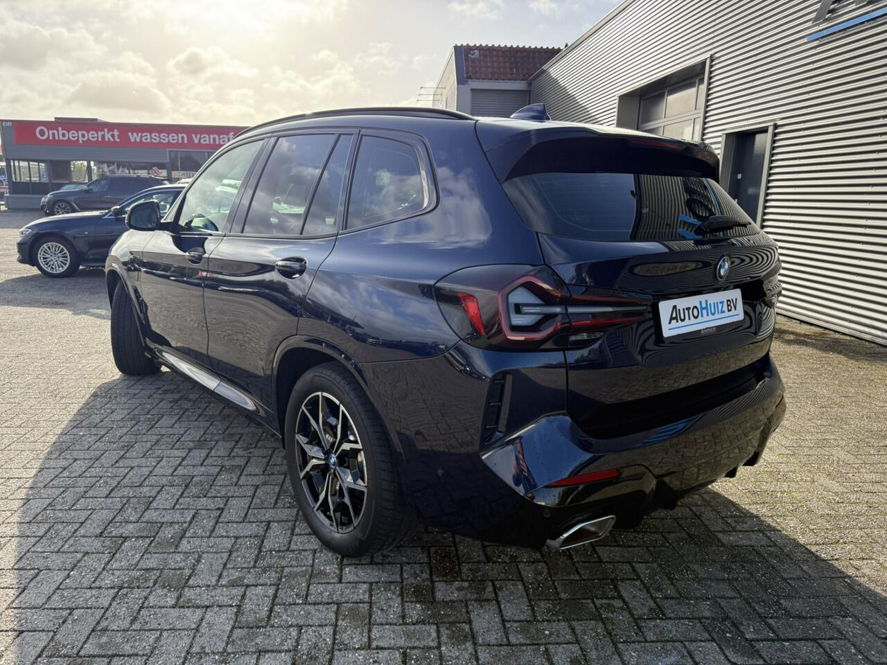 BMW X3 xDrive30e High Executive M Sport Laser Licht Head-Up Display DAB 360 Graden Camera Live cockpit pro Keyless Entry Carplay 96% SOH