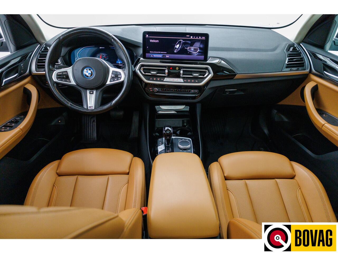 BMW X3 xDrive30e 293 PK | LCI FACELIFT | Elec. trekhaak | Panoramadak | Stoel- & stuurverwarming | Elec. klep, Navigatie, App. connect