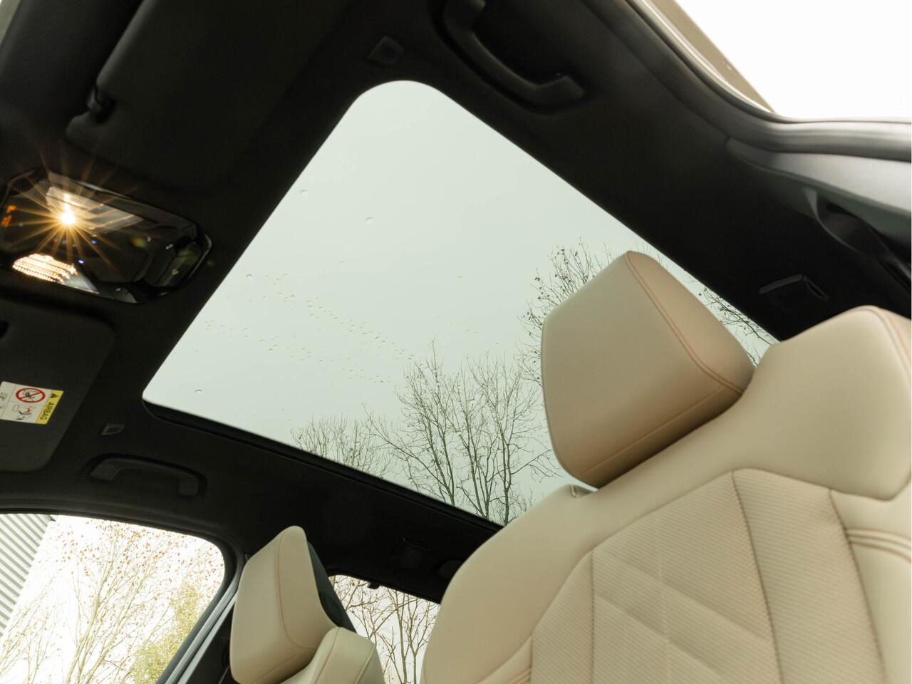 BMW X3 M50 - M-Sport Pro - Pano - Harman Kardon - Stoelventilatie - Iconic Glow