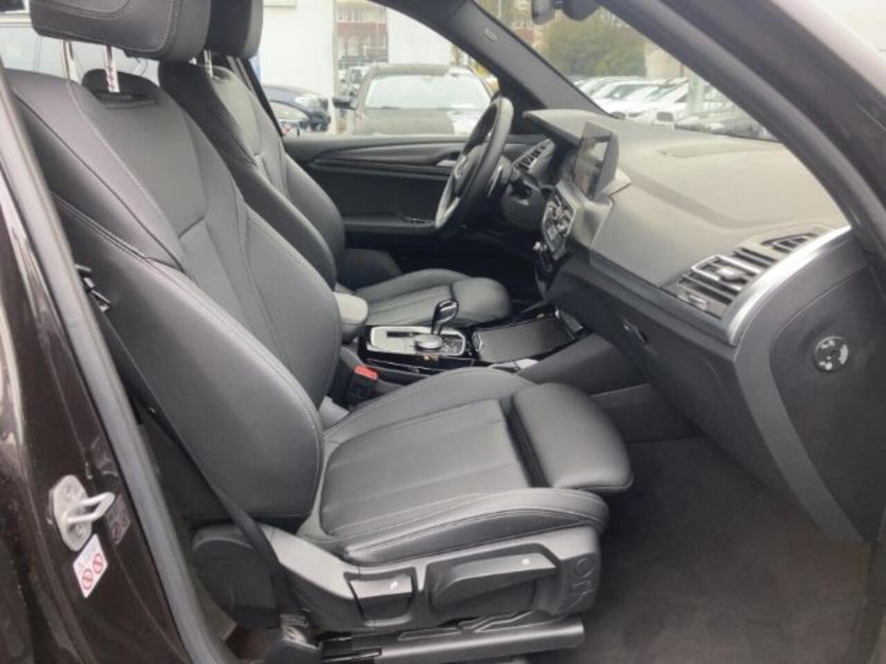 BMW X3 xDrive30d 286 PK Head-Up Laser LED Live Cockpit Sportstoelen Stoelverwarming Stuurverwarming