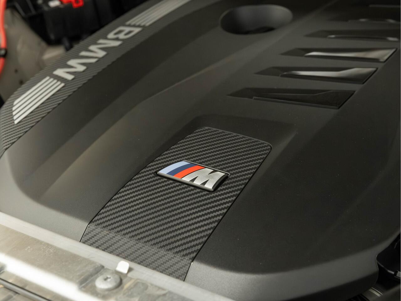 BMW X3 M50 - M-Sport Pro - Pano - Harman Kardon - Stoelventilatie - Iconic Glow