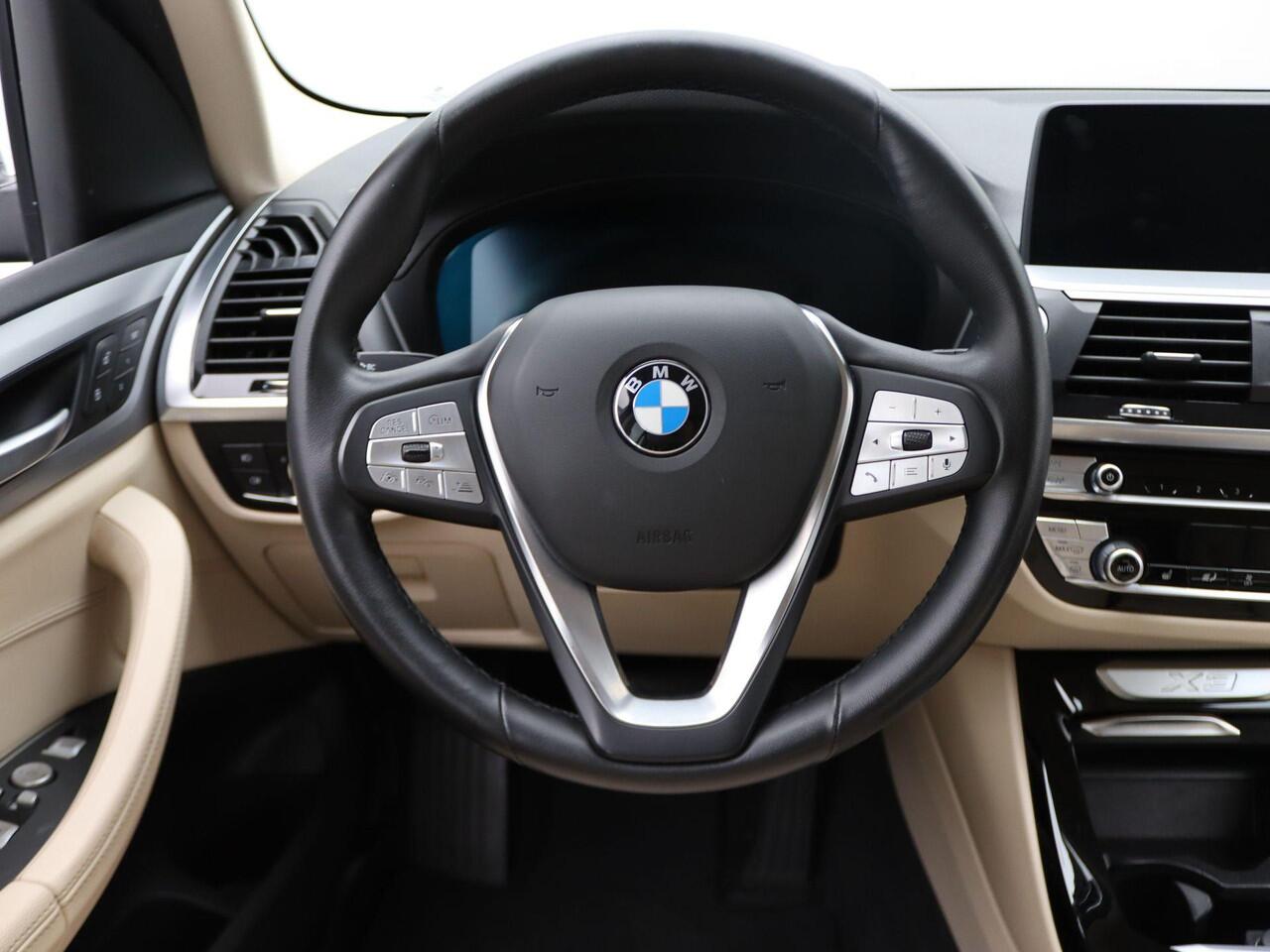 BMW X3 xDrive20i High Executive Edition | Driving Assistant Plus | Head-Up Display | Parking Pack | Elek. stoelen | 18"