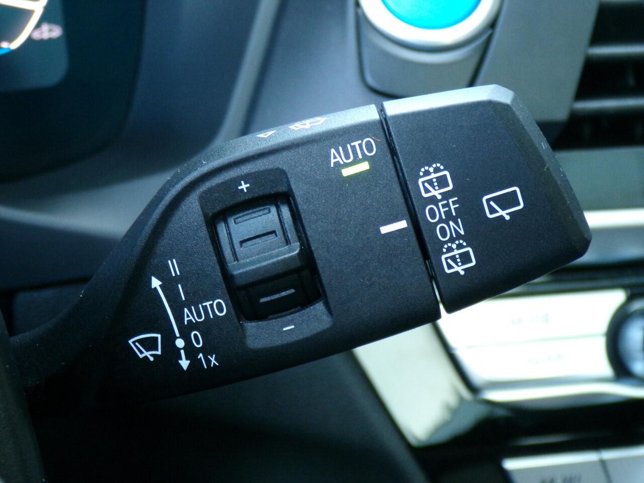 BMW X3 iX3 Executive 80 kWh, SOH 95% / Full LED / Elektr. Schuifdak / Stoelverwarming / Navigatie / Camera + Sensoren / Climate Control / 19'' LMV