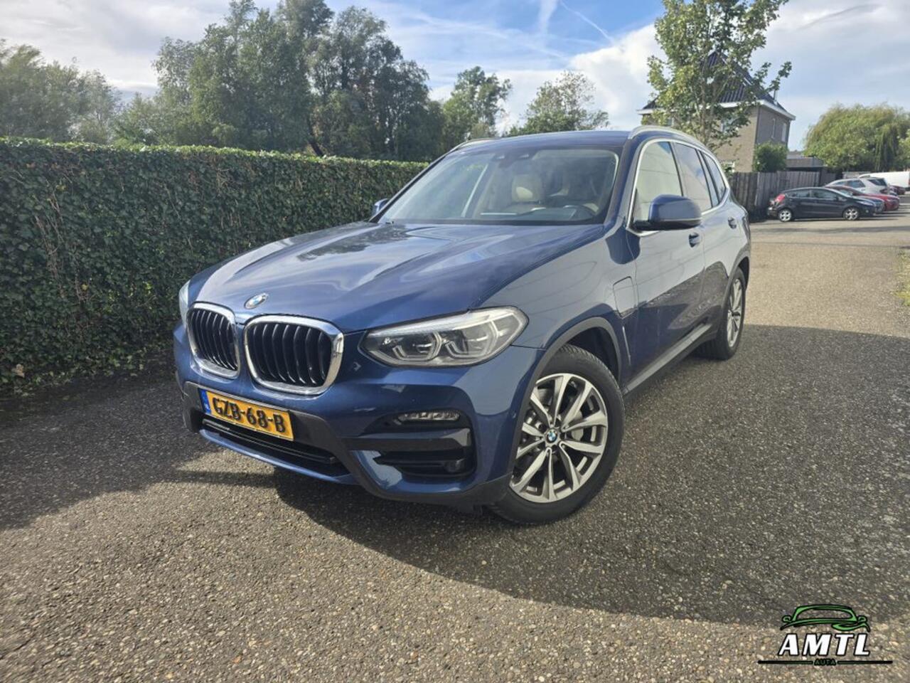 BMW X3 - xDrive30e