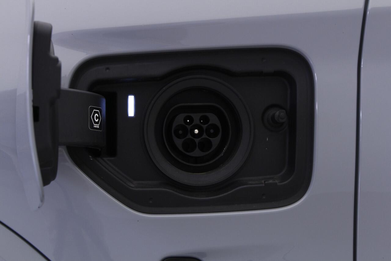 BMW X3 xDrive30e M-Sport | Camera | Hifi | Trekhaak | High Executive | Leder