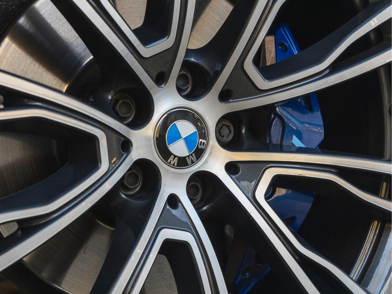 BMW X3 M40i xDrive - Individual Leder - Pano - Trekhaak - Harman Kardon - ACC