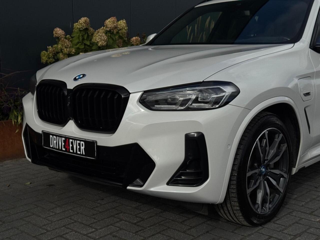 BMW X3 xDrive30e M PACK M2023 PANO CLIMATE NAVI CAMERA SPORTVELGEN