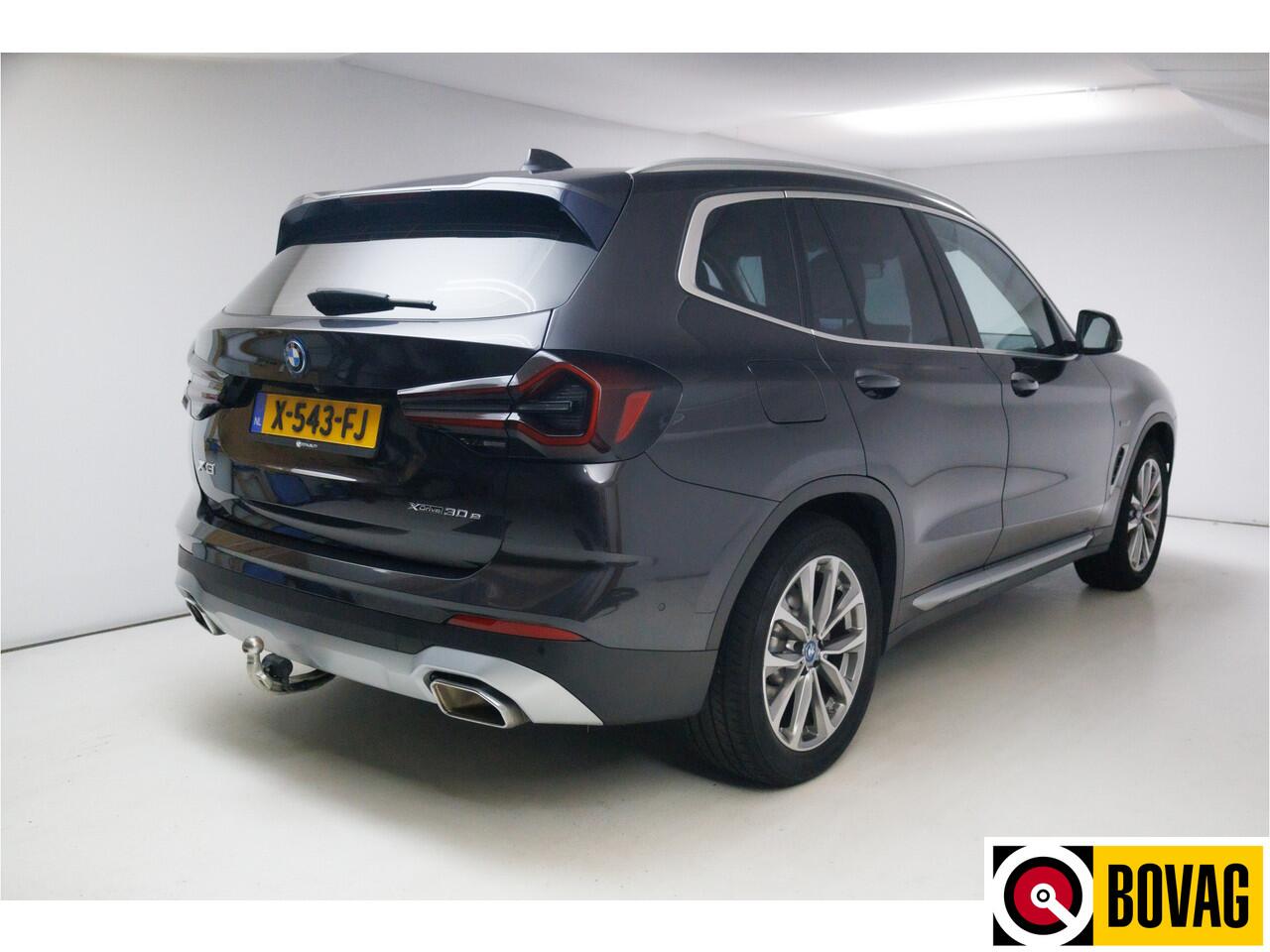 BMW X3 xDrive30e 293 PK | LCI FACELIFT | Elec. trekhaak | Panoramadak | Stoel- & stuurverwarming | Elec. klep, Navigatie, App. connect