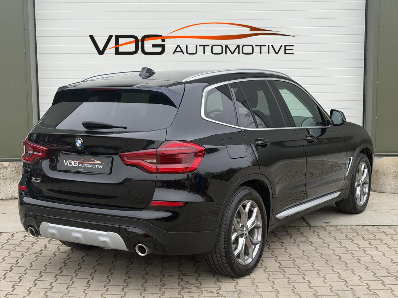 BMW X3 xDrive30e High Executive Trekhaak / X-Line / Head up / Keyless / Sportstoelen