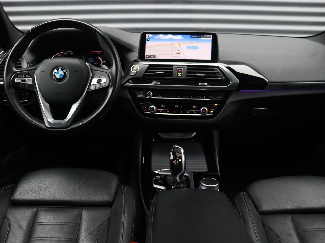 BMW X3 xDrive20i | High Executive | X-Line | Panodak | Driving Assistant | Apple Carplay | Achteruitrijcamera | HiFi | Comfort Access | 20'' LMV