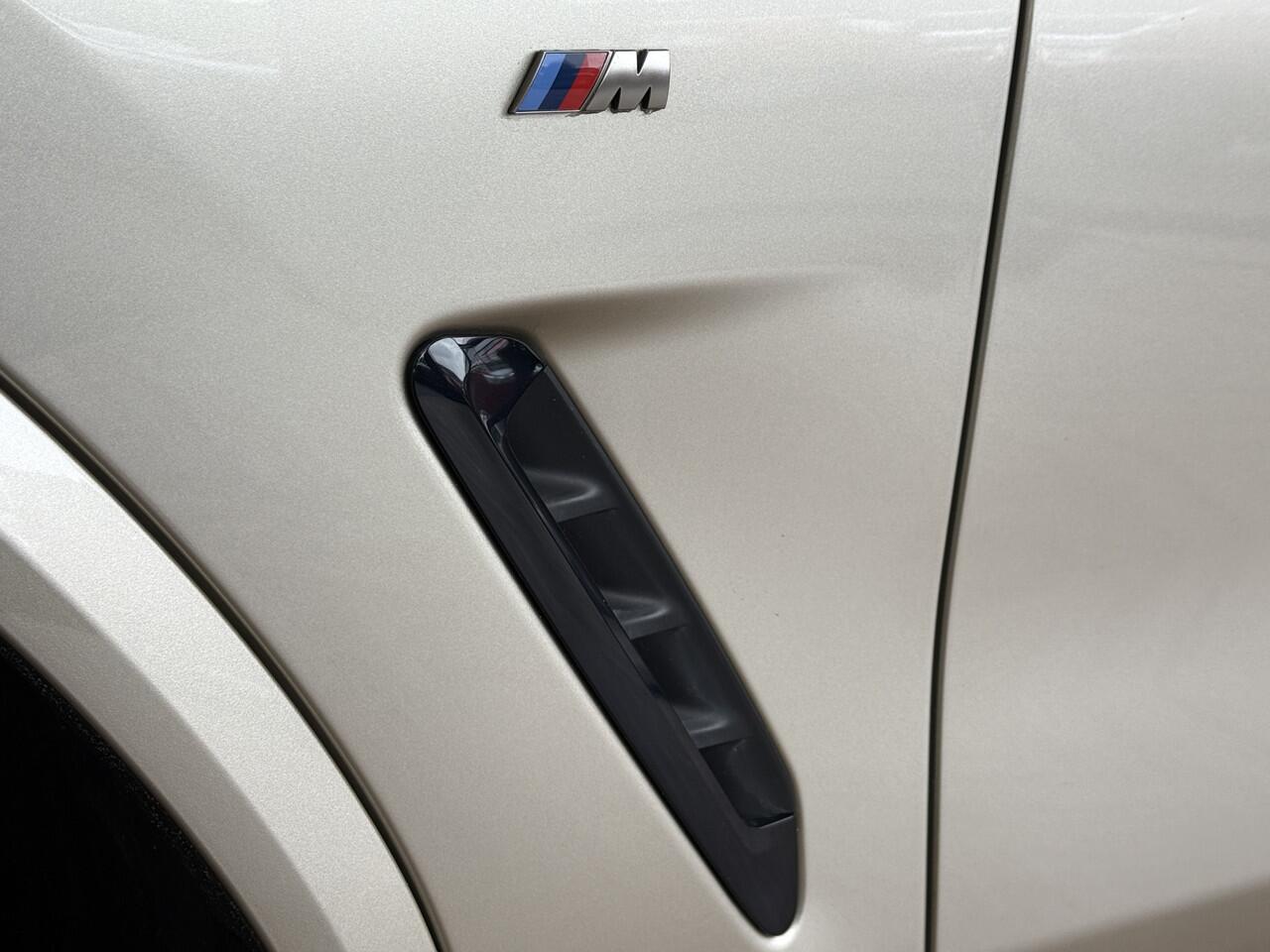 BMW X3 M40i xDrive High Executive M Sport Groot Navi | H&K | Pano | 21" | LED | HUD | Camera |